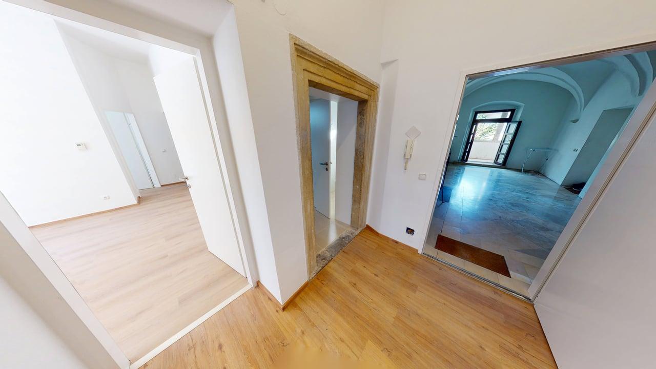 Haratzmullerstrae-11-Top-9-10182025_133202