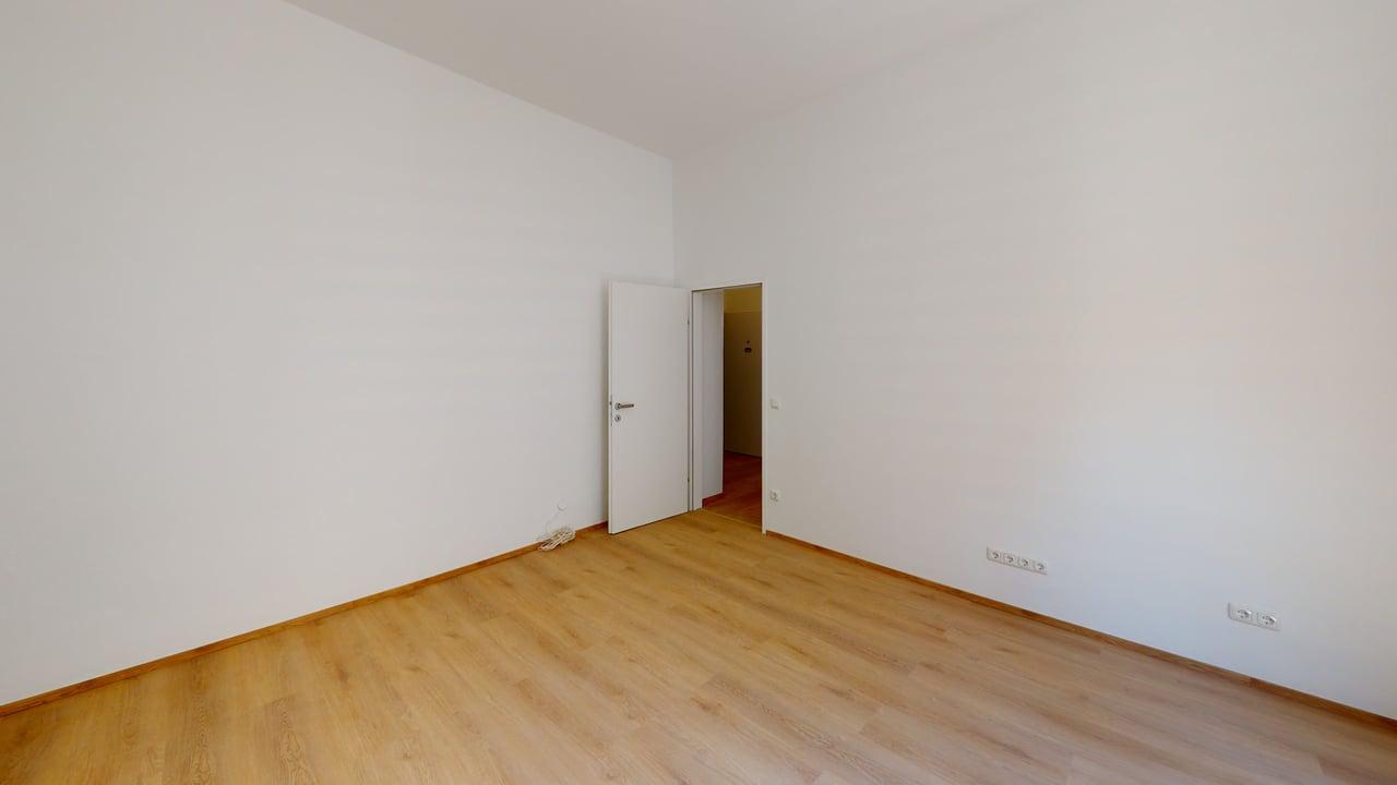 Haratzmullerstrae-11-Top-9-Unfurnished 1