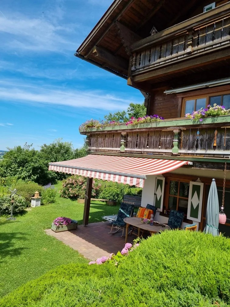 Balkon und Terrasse zum Garten